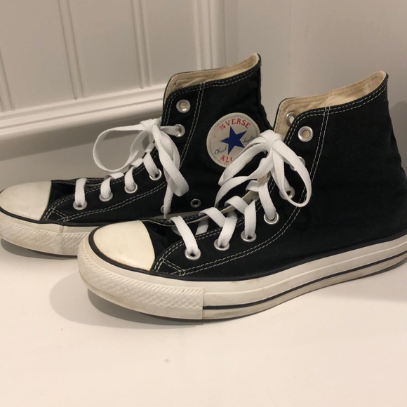 Converse Shoes - 🌟Converse black high tops M 5.5/W 7.5 ❤️